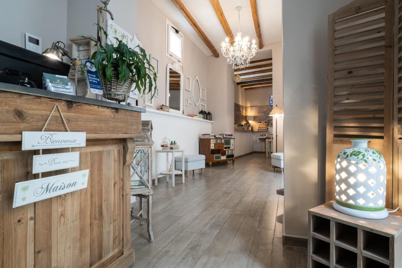 Cas'E Charming House Hotel กาแซร์ตา ภายนอก รูปภาพ